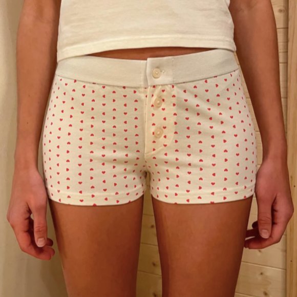 Brandy Melville Heart Pattern Boy Shorts - Picture 1 of 5